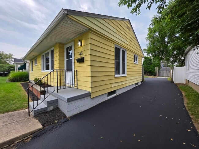Photo - 40 N Gould Rd