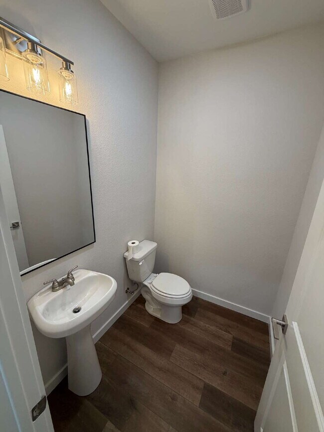 Photo - Beautiful 3 bedroom easy walk to TSU!
