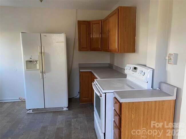 Photo - 960 Fairmont Ave