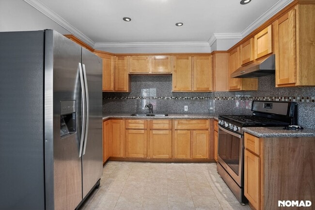 Photo - 1206 105th Ave