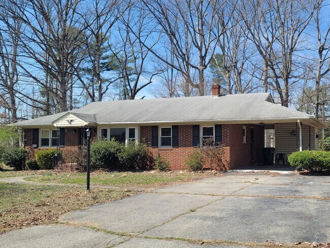 Great 3 Bed 1.5 Bath Home in South Richmon... - Great 3 Bed 1.5 Bath Home in South Richmon...