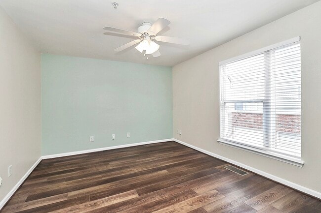 Photo - 3721 Picasso Court Unidad 3721