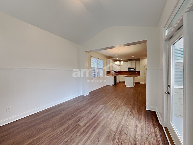 Photo - 132 Northbrooke Trace