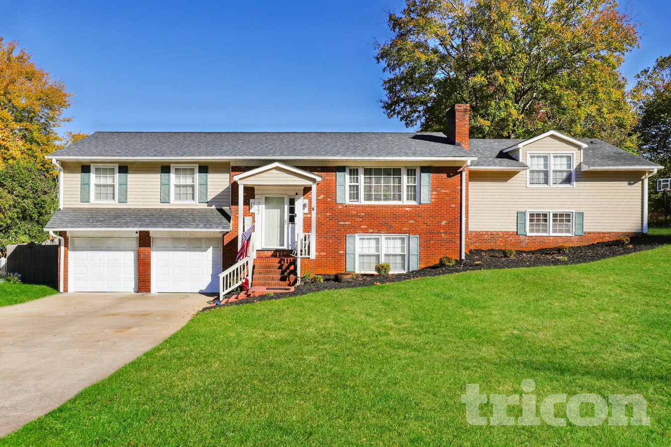 Photo - 222 Vandyke St