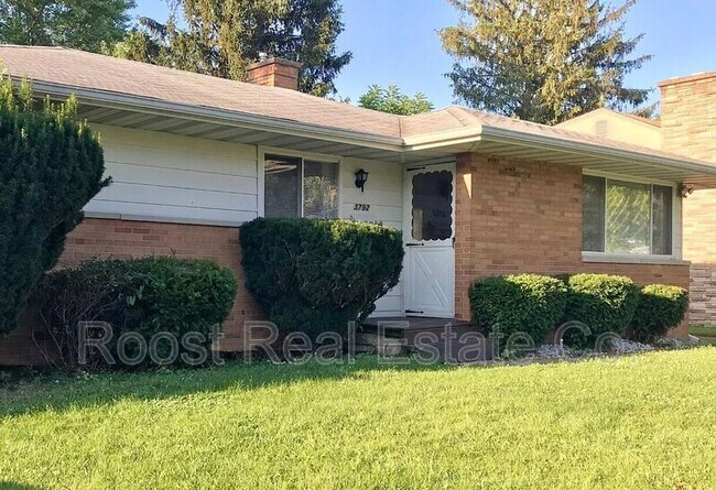 Photo - 3792 Conway Dr House