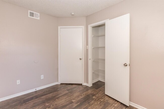 Photo - 8301 Boat Club Rd Unit 1122