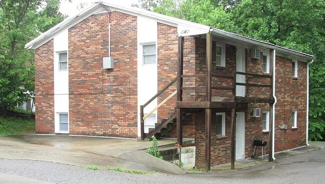 Building Photo - 1140 Evelyn Dr Unit 4