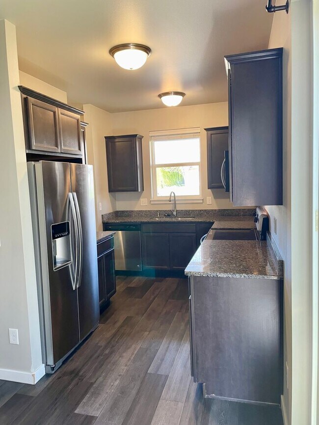 Photo - 717 E Street Unit 101