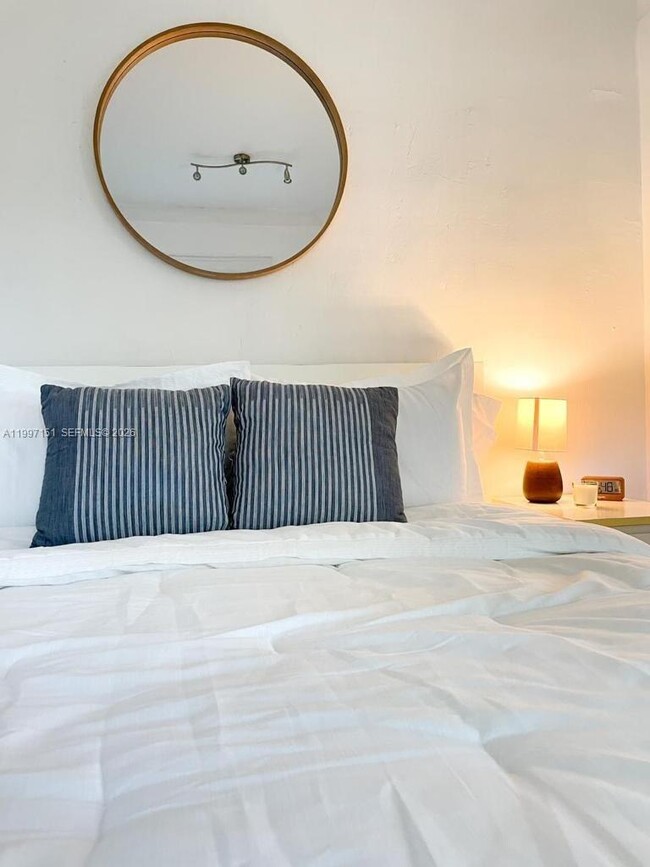 Photo - 1611 Michigan Ave Unit 13