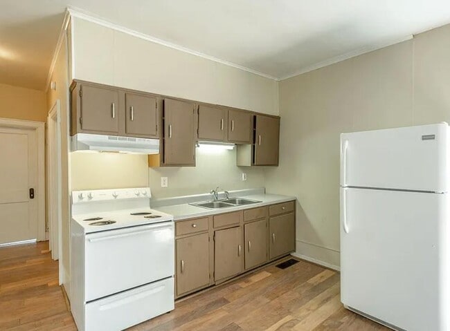 Photo - 112 S Seminole Dr