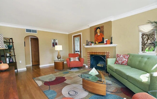 Photo - 501 W Granada Rd