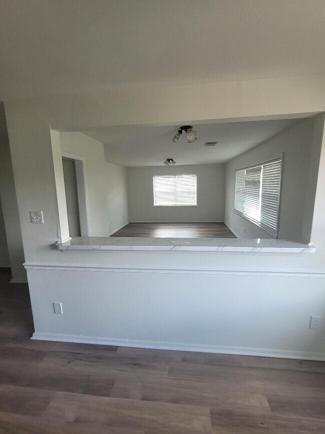 Photo - 1212 Rebecca Dr