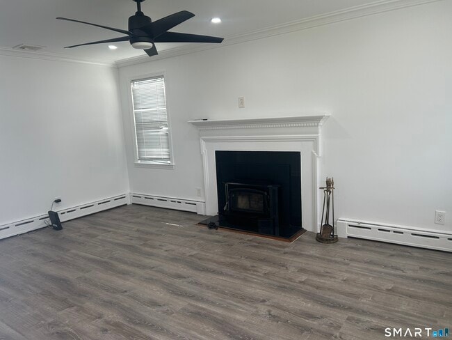 80 Alexander Ave