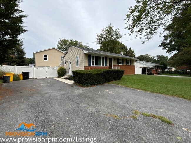 Photo - 1410 Evergreen Rd