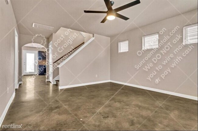 Photo - 4611 Graceful Ln