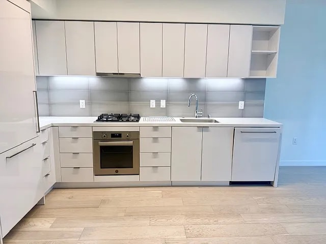 Building Photo - 110