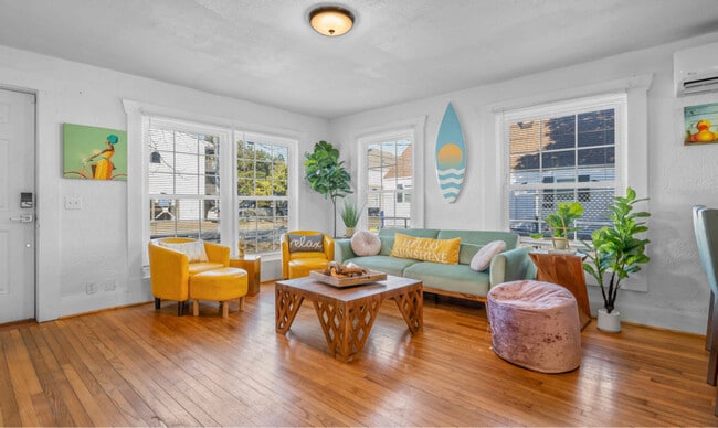 Photo - 9628 19th Bay St