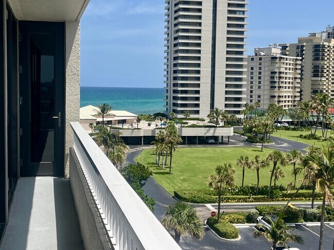 Photo - 5550 N Ocean Dr Unidad 6D