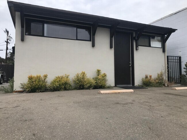 Photo - 3260 F St Unidad B