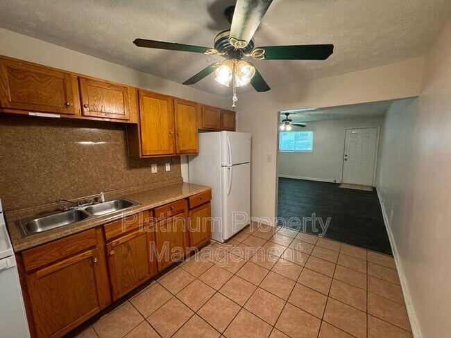 Photo - 541 Springwood Dr Rental