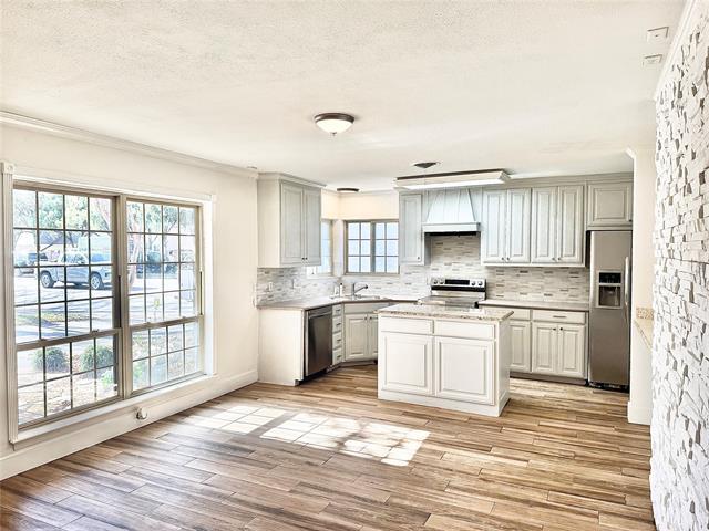 Photo - 4084 Purdue Ave