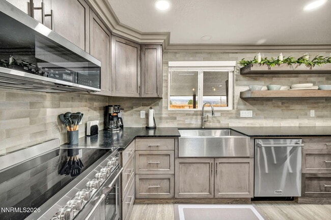 Photo - 13745 Kewanna Trail