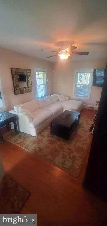 Photo - 127 S Warner St