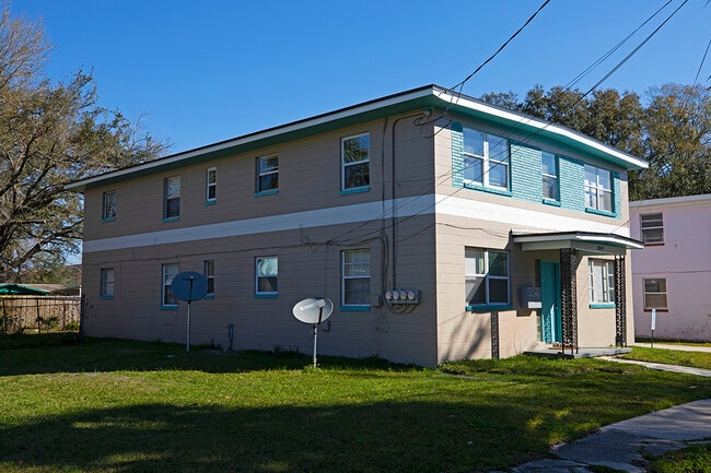 Photo - 849 W 30th St Unit Apt.3