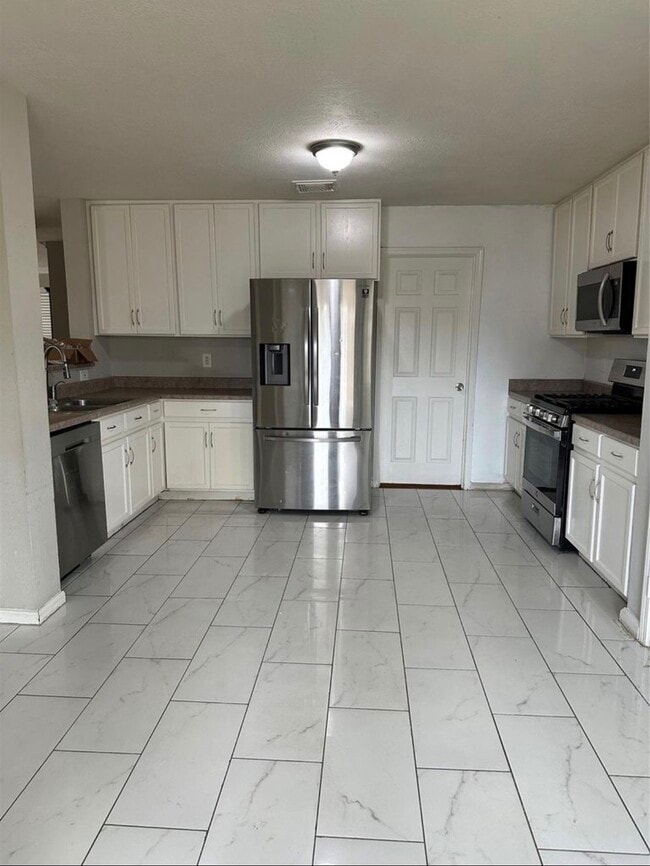 Photo - 17002 Westminster Village Ct