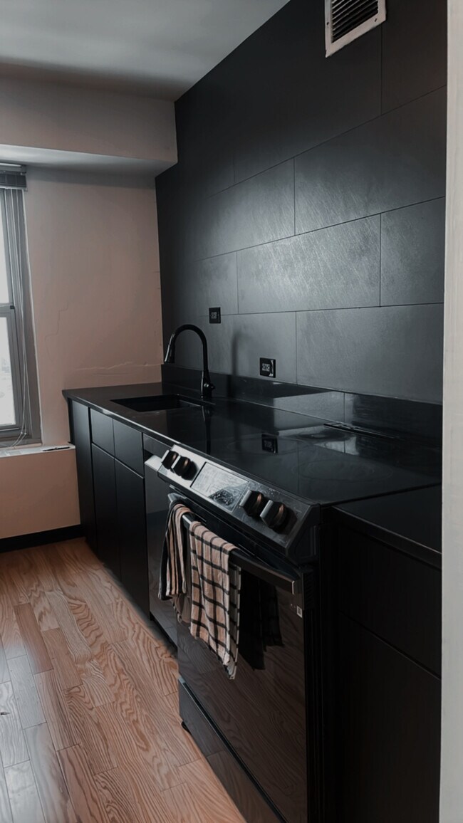 Photo - 3600 N Lake Shore Dr Condo Unit 2725