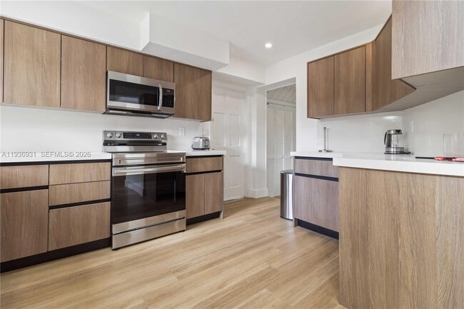 Photo - 900 Belle Meade Island Dr