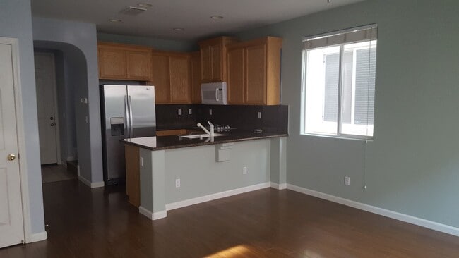 Photo - Beautiful 2 bed 2.5 bath in Natomas!