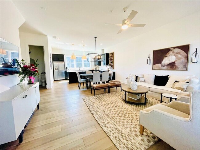 Photo - 115 Firefly Cir