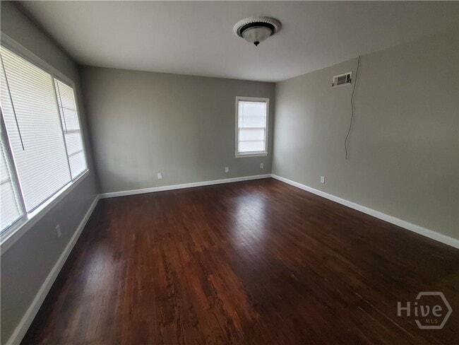 Building Photo - 2261 Mason Dr Rental