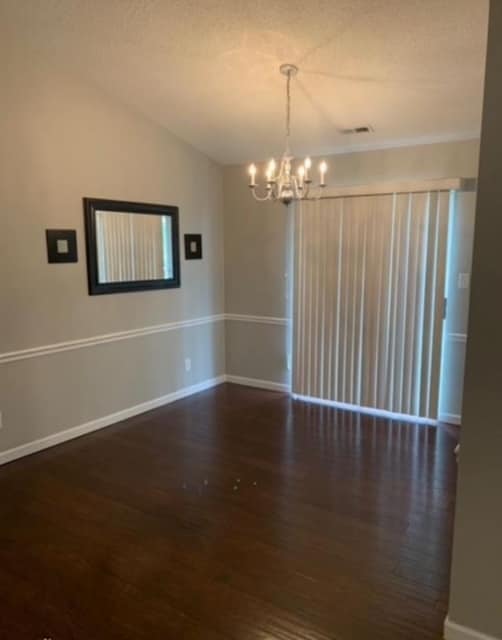 Photo - 1435 Bobolink Pl