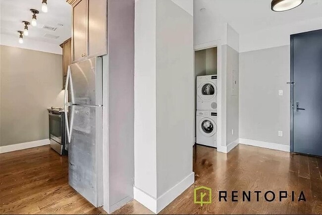 187 Kent Ave Unit 88