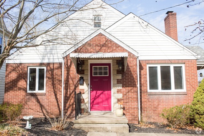 Building Photo - 829 Neely Heights Ave Rental