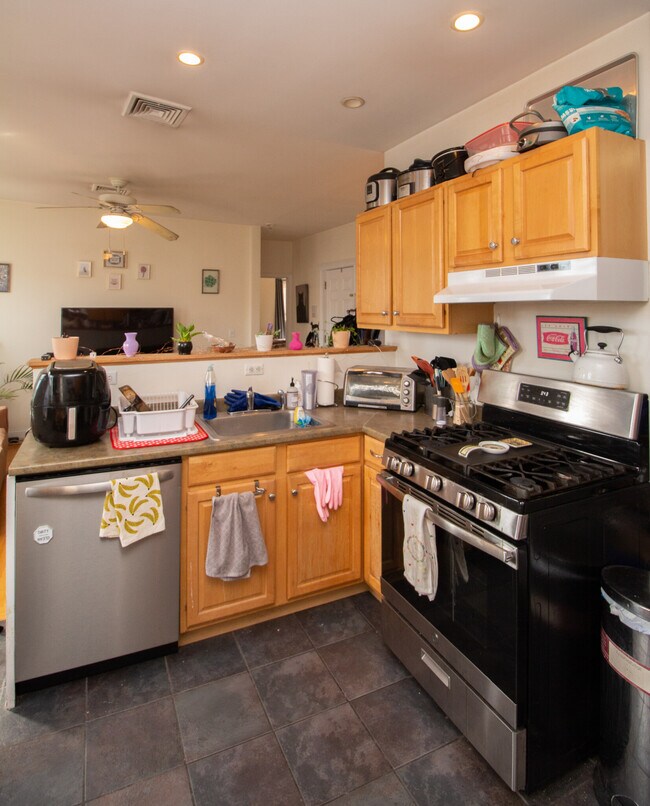Photo - 246 Market St Unit 1