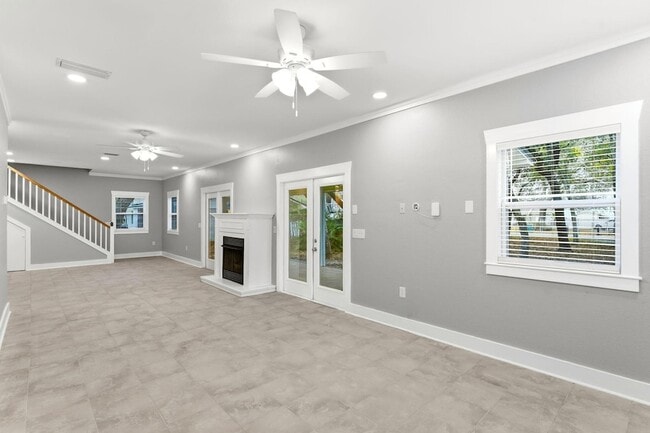 Photo - 128 Bay Magnolia Ln