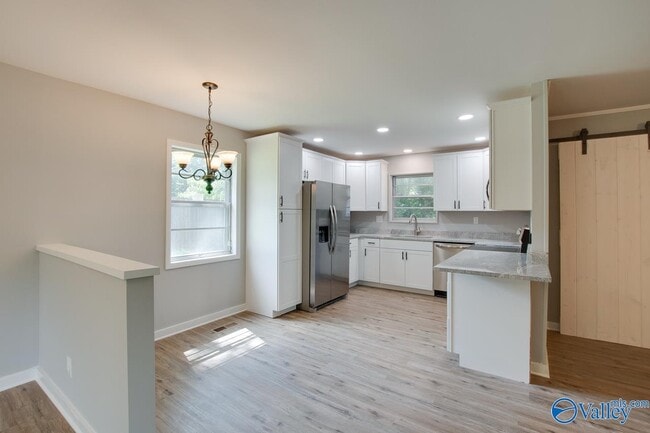 Photo - 3803 McEwen Dr NW