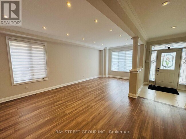 Photo - 63 Grand Oak Dr