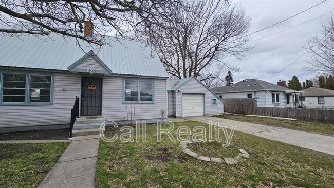 Photo - 224 N Conklin Rd