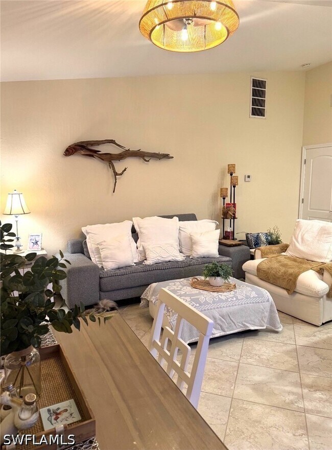 Photo - 1517 SW 51st Ln Unit 201