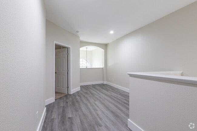 2 BR, 2.5 BA - Loft
