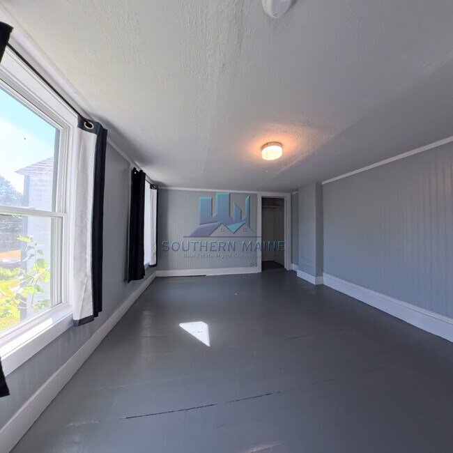 4 Glenwood Ave Unit D