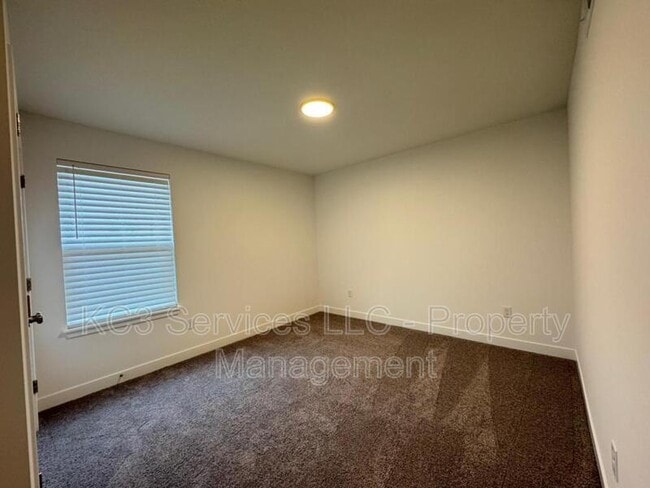 Photo - 3722 SW Knoxville Ct