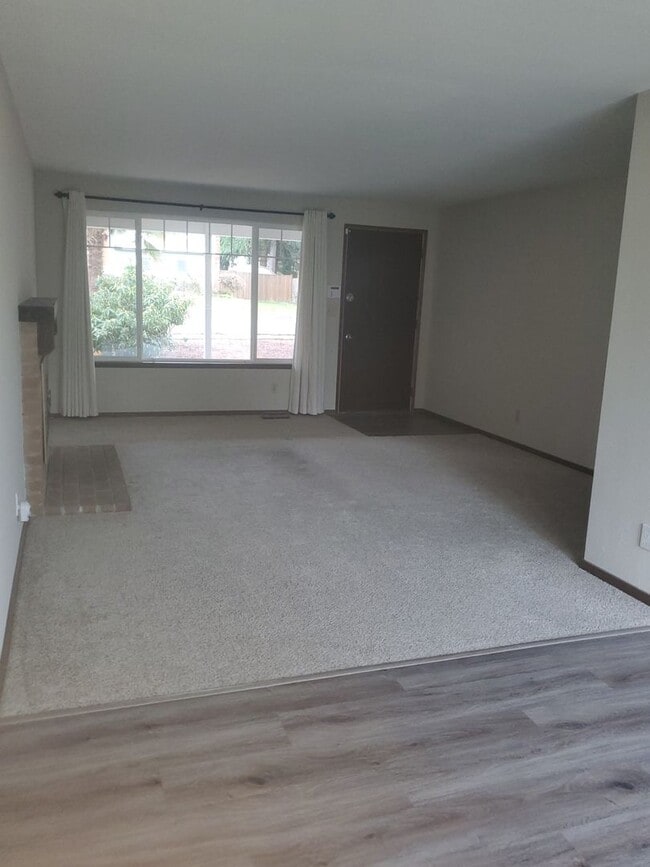 Photo - Charming Rambler in Renton Highlands