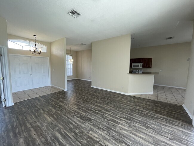 Photo - 1804 El Dorado Blvd N