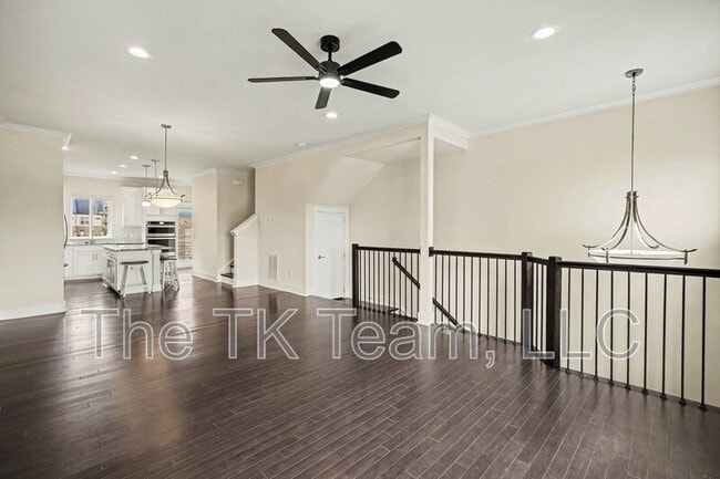 Photo - 2712 Grand Union Way