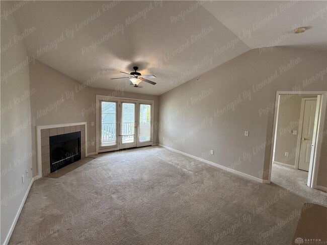 Photo - 3127 Alexander Pl Unidad 205